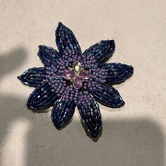 Elegant Purple Beaded Flower Brooch - Picture 12 of 12